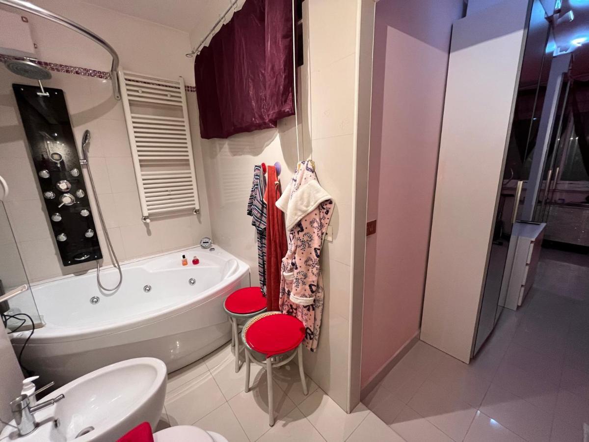 Affitto Due Camere, Due Bagni In Villa Рим Экстерьер фото